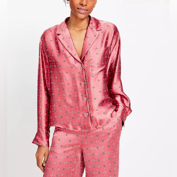 LOFT pink Floral print Satin Shirt sz L - Picture 3 of 6
